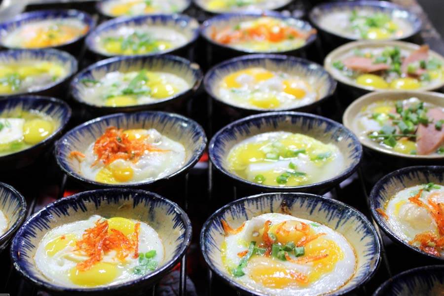 Quán trứng chén nướng nổi tiếng ở Hà Nội