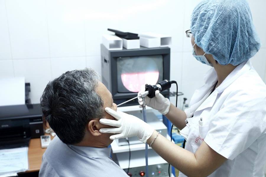 Bác sĩ khám tai mũi họng chuyên nghiệp tại Hà Nội