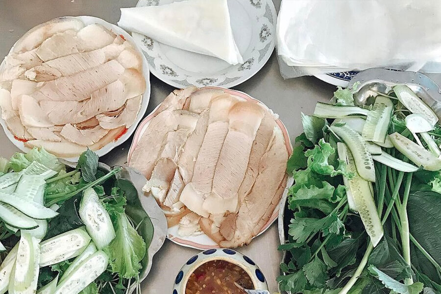 Quán bánh tráng cuốn thịt heo chất lượng ở Hà Nội