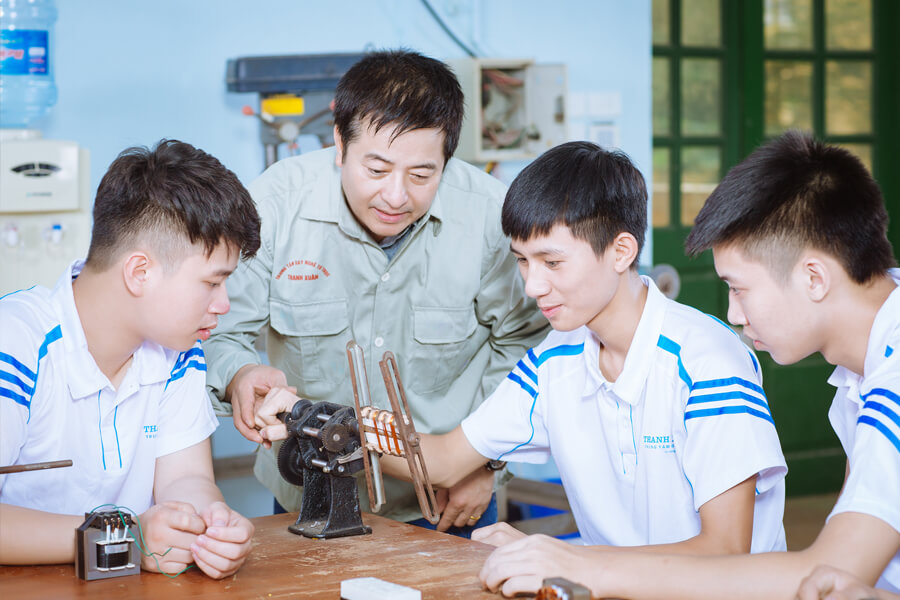Địa chỉ học nghề điện tử chất lượng tại Hà Nội