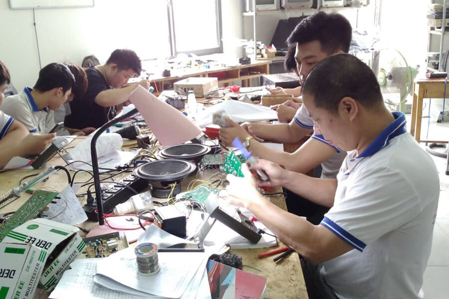 Nơi dạy nghề điện tử hàng đầu tại Hà Nội