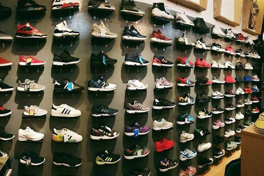 Tiệm giày Sneaker có tiếng tại Hà Nội