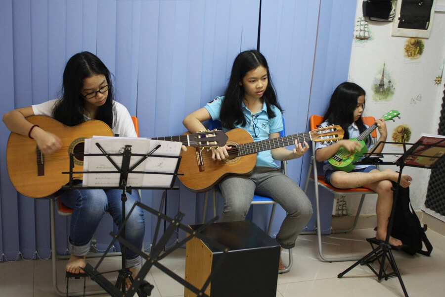Trung tâm dạy đàn guitar hàng đầu tại Hà Nội
