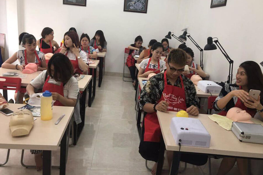Địa chỉ học nail chuyên nghiệp tại Hà Nội