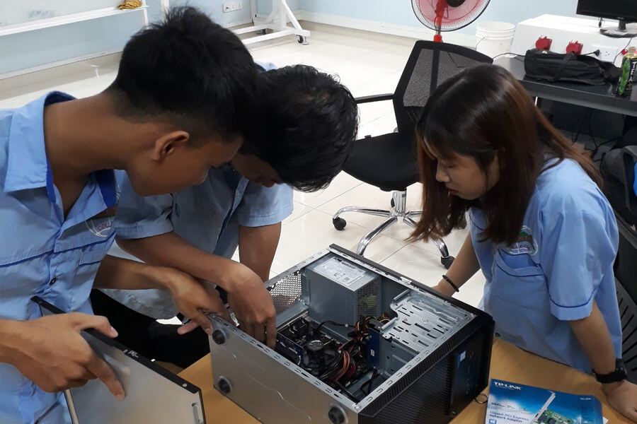 Trung tâm đào tạo sửa máy tính uy tín tại Hà Nội
