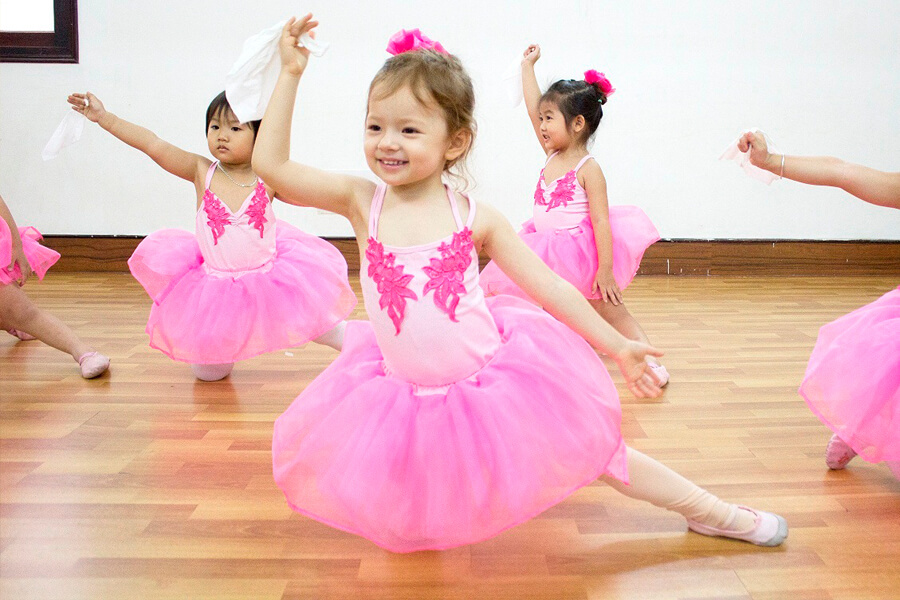 Lớp học múa cho bé chất lượng tại Hà Nội
