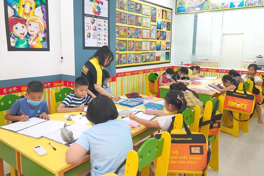 Trung tâm dạy vẽ cho trẻ em tại Hà Nội