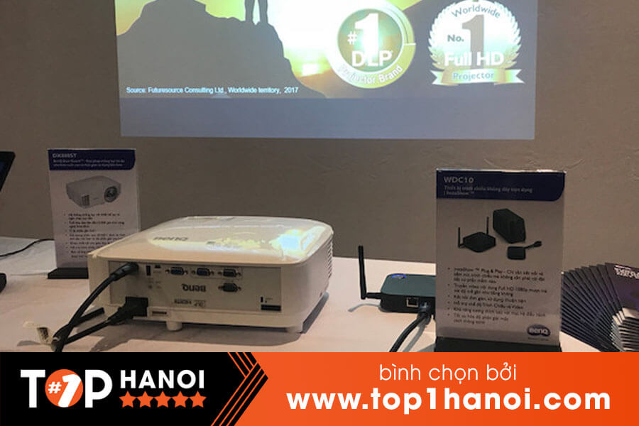 Máy chiếu tại Hà Nội giá rẻ DTC Việt Nam
